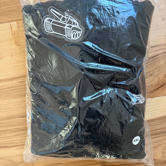 Superior Defense Heavyweight Tank Logo Hoodie (Black) – Size 2XL – Sealed New - Picture 3 of 5